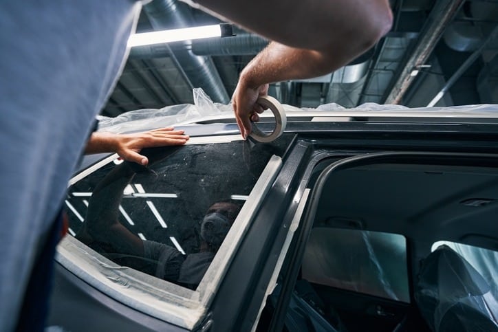 Taping up a car window